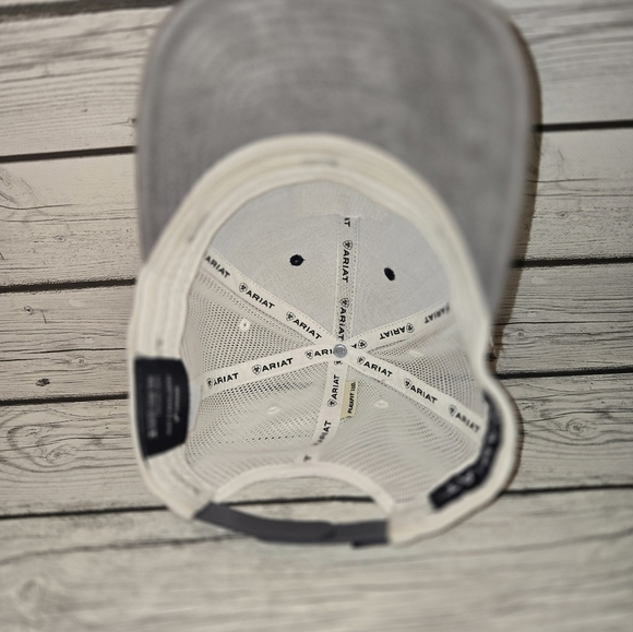 ARIAT Mens Rubber Sunset Shield Patch Adjustable Snapback Baseball Cap, Denim - Picture 5 of 7